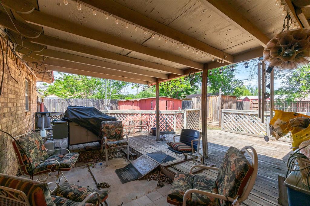 1700 N Avenue H Property Photo 27