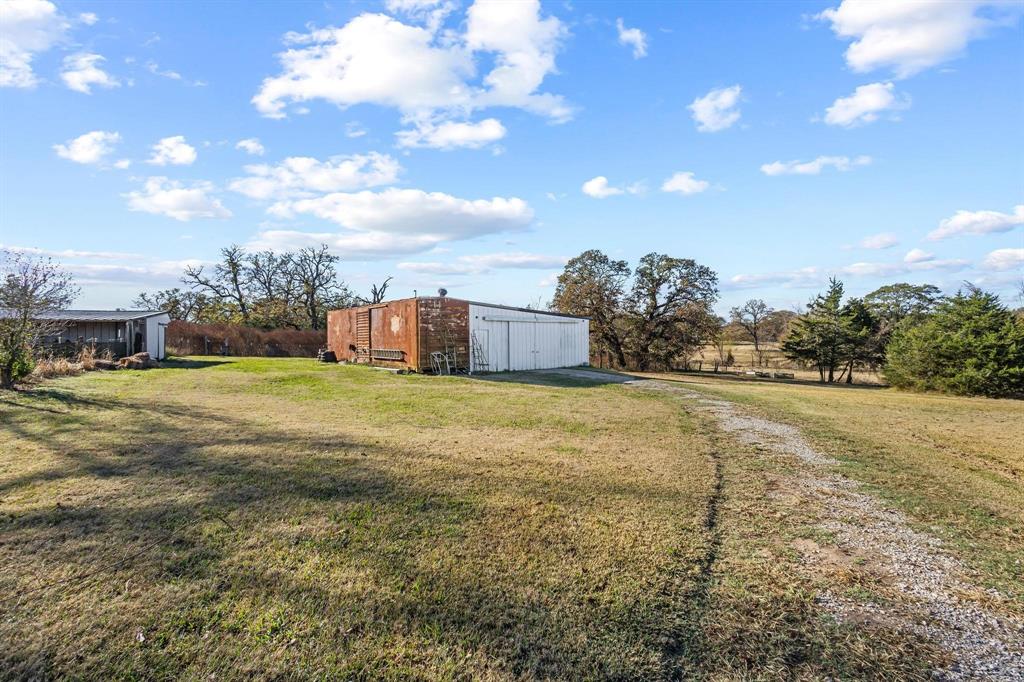 2321 County Road 2100 Property Photo 30
