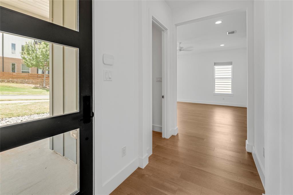 2249 Bird Street Property Photo 9
