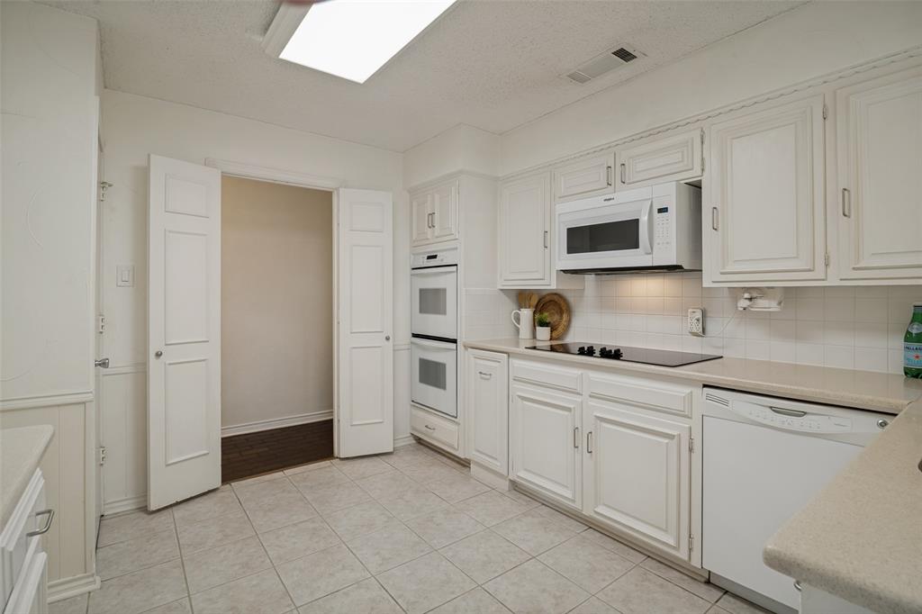 6741 Regalbluff Drive Property Photo 11