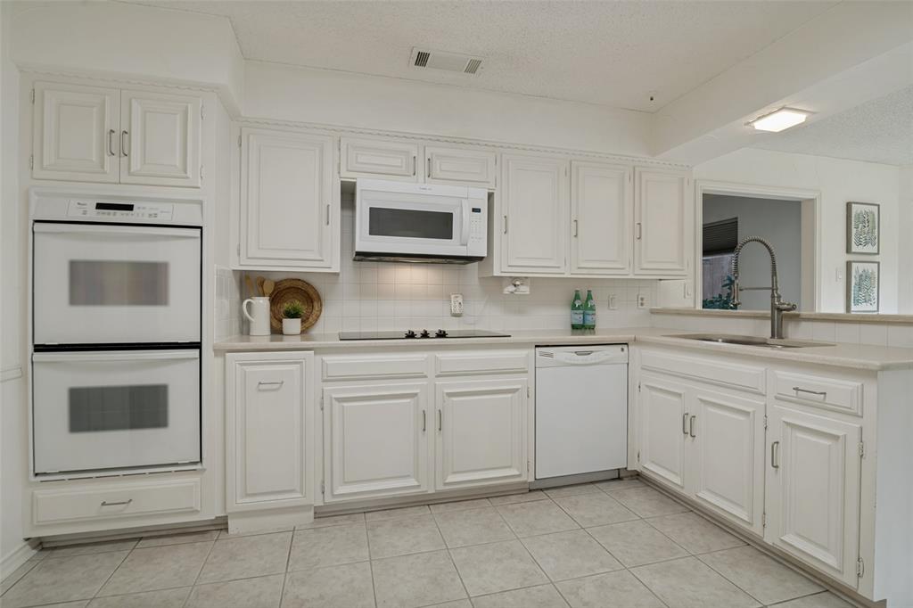6741 Regalbluff Drive Property Photo 13