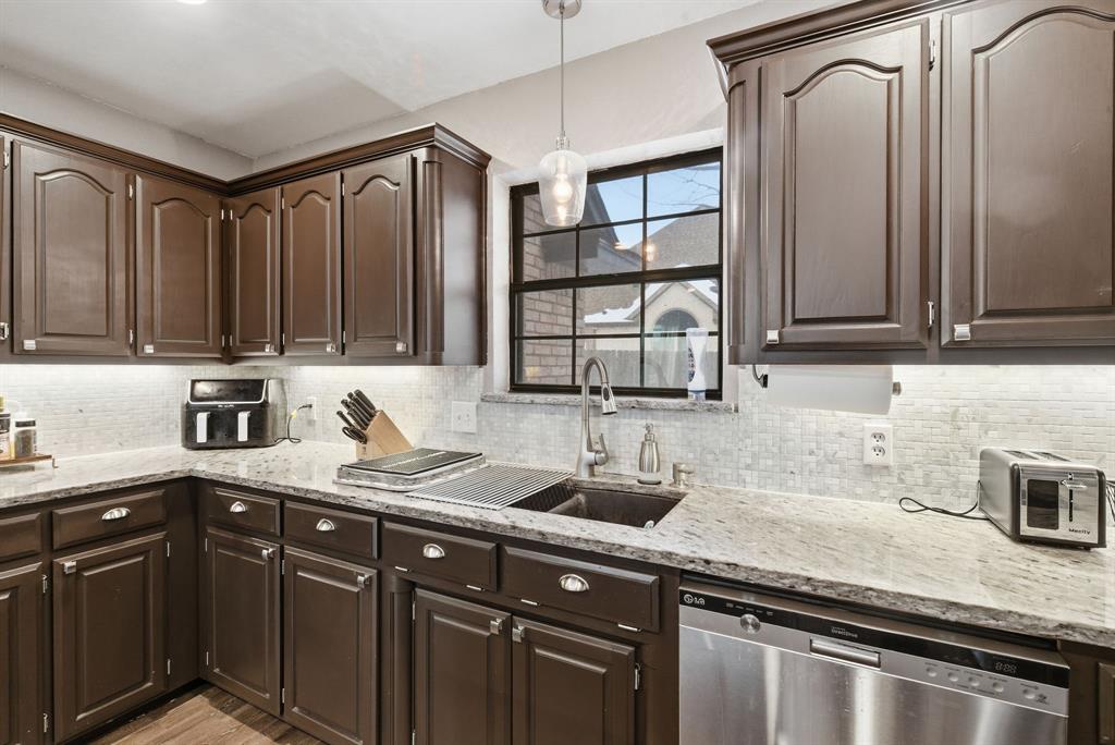 1936 Spinnaker Lane Property Photo 6
