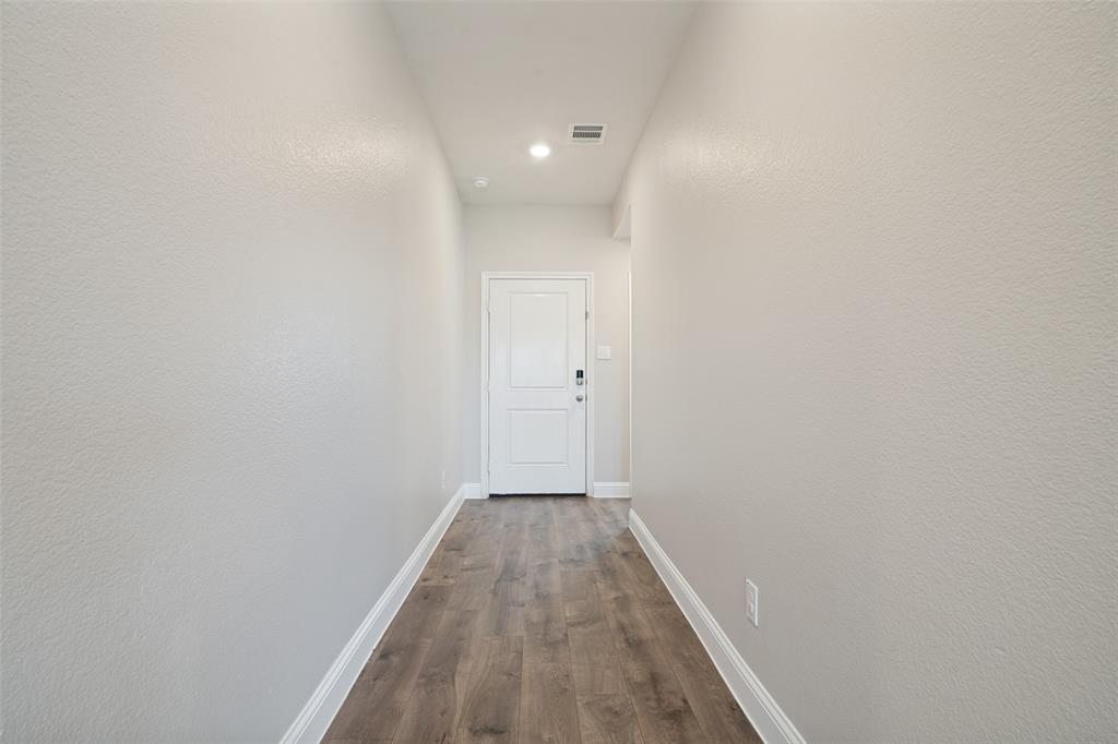 2910 Rowland Drive Property Photo 3