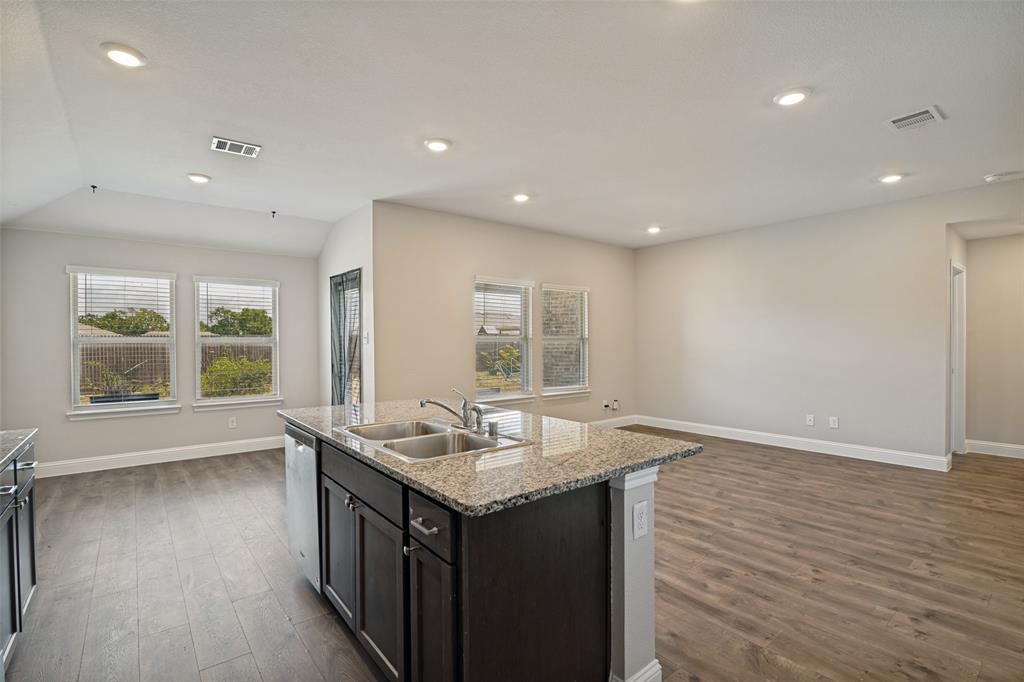 2910 Rowland Drive Property Photo 4