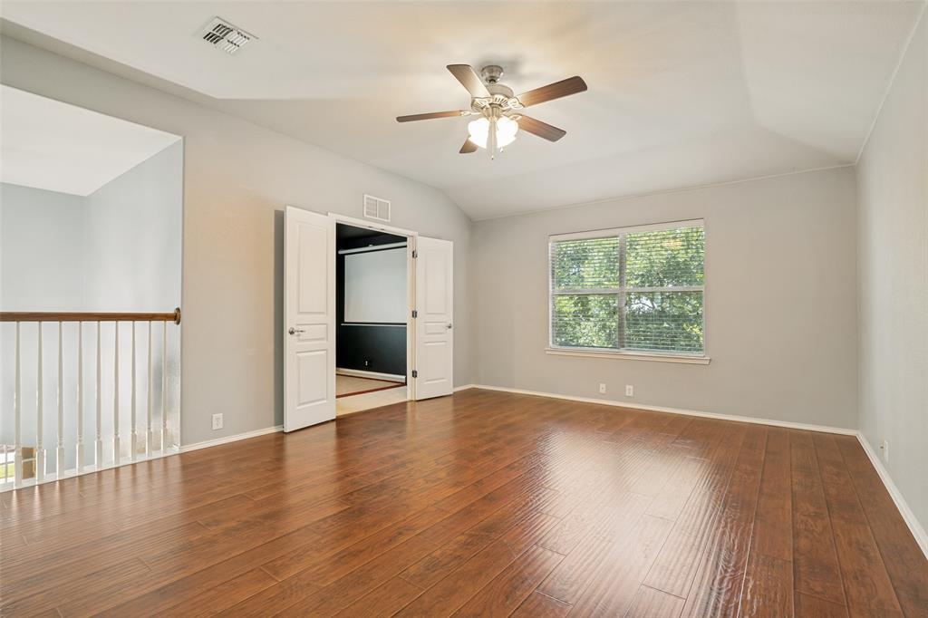 1374 Petaluma Drive Property Photo 11