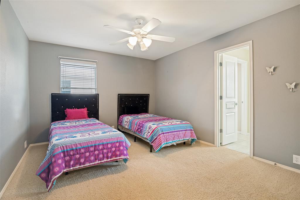 1374 Petaluma Drive Property Photo 16