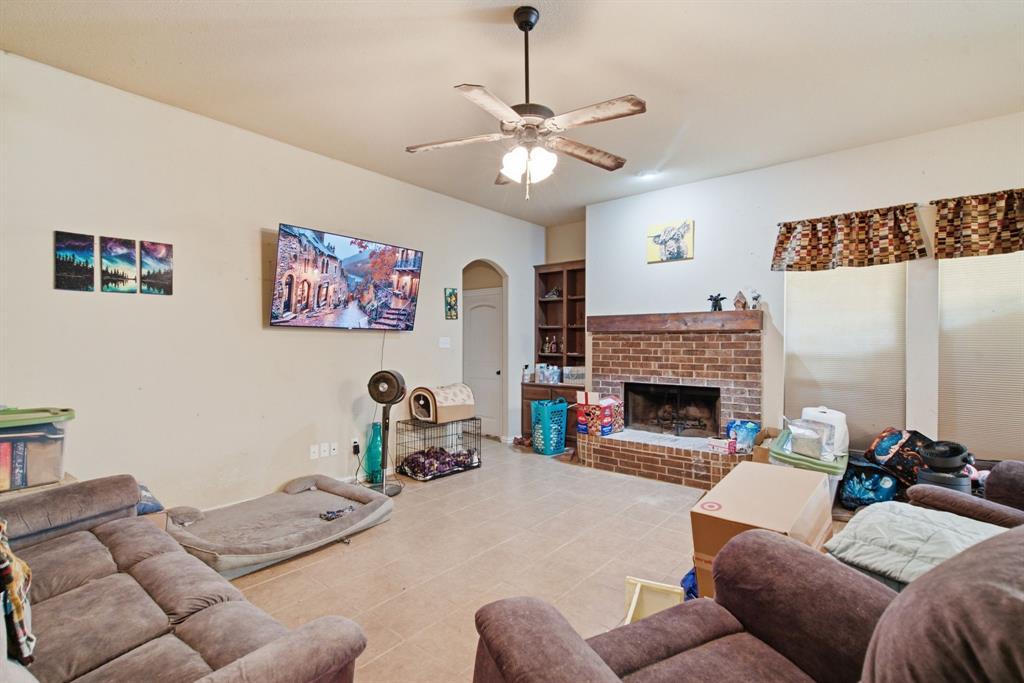 101 Hampton Lane Property Photo 14