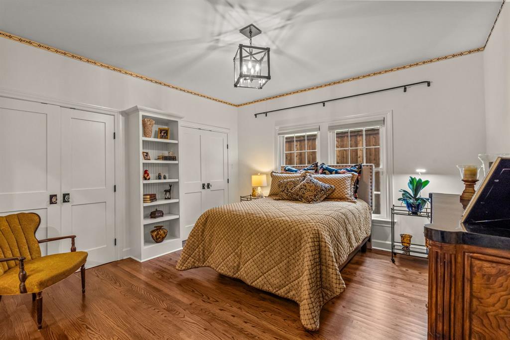 3913 Hamilton Avenue Property Photo 24