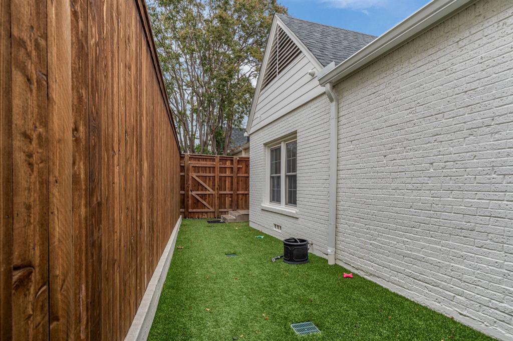 3913 Hamilton Avenue Property Photo 39