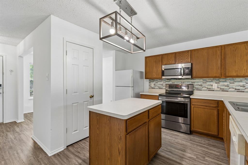 1109 Post Oak Trail Property Photo 5
