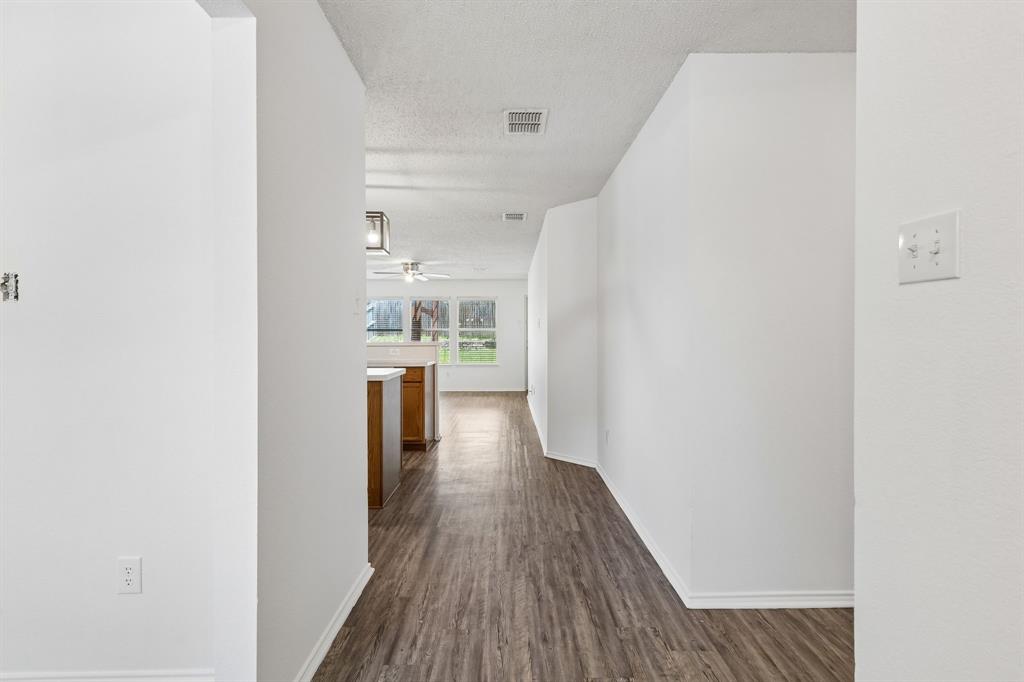 1109 Post Oak Trail Property Photo 6