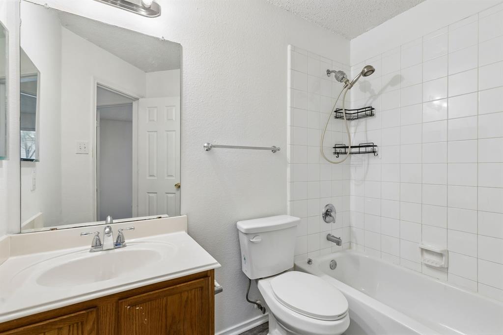 1109 Post Oak Trail Property Photo 11