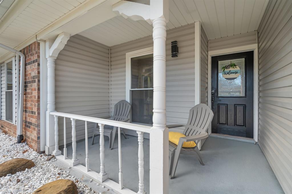 7629 Cedarhill Road Property Photo 4