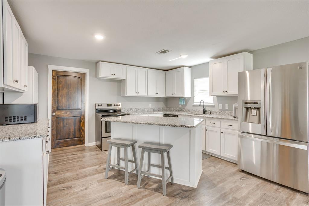 6296 Fm 1195 Property Photo 6