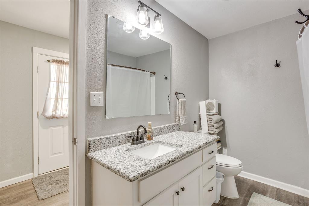 6296 Fm 1195 Property Photo 17