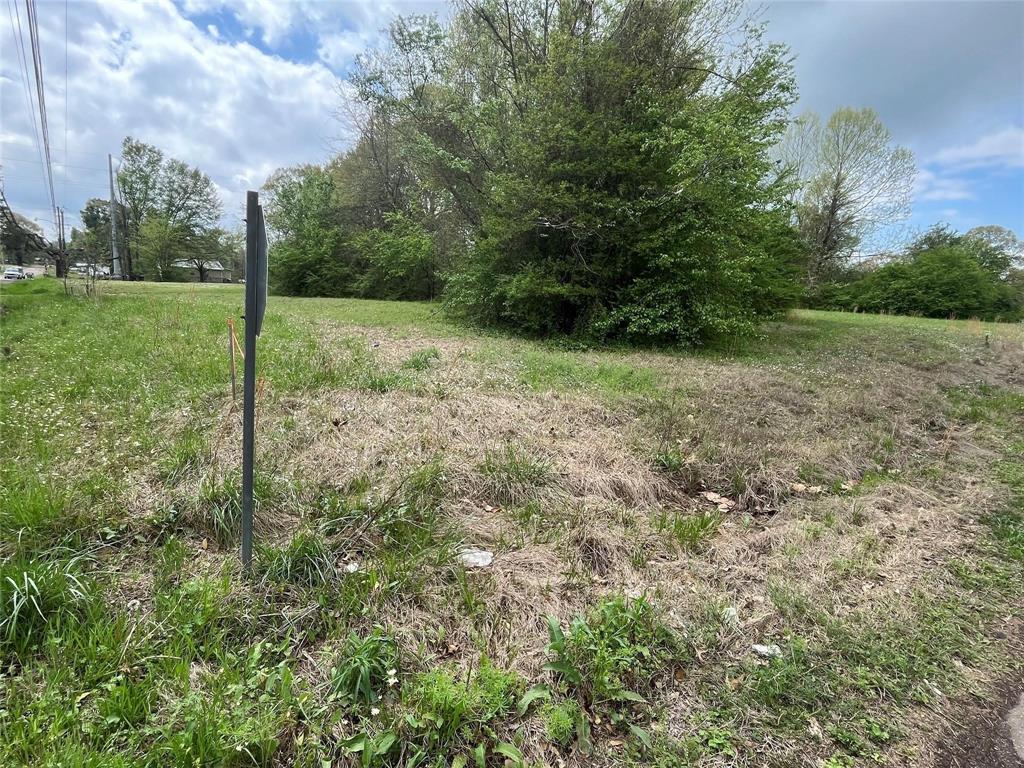 705 N Lanier Street Property Photo 3