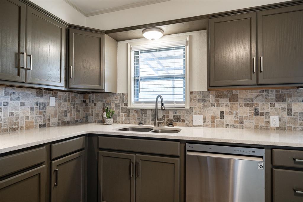10992 State Highway 6 Property Photo 16