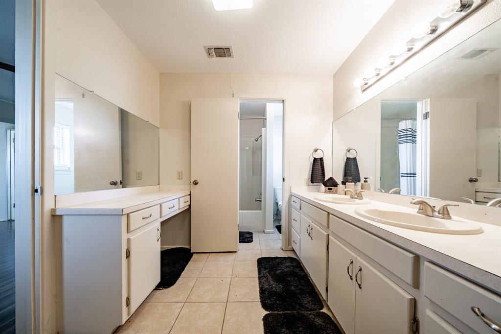 10992 State Highway 6 Property Photo 29