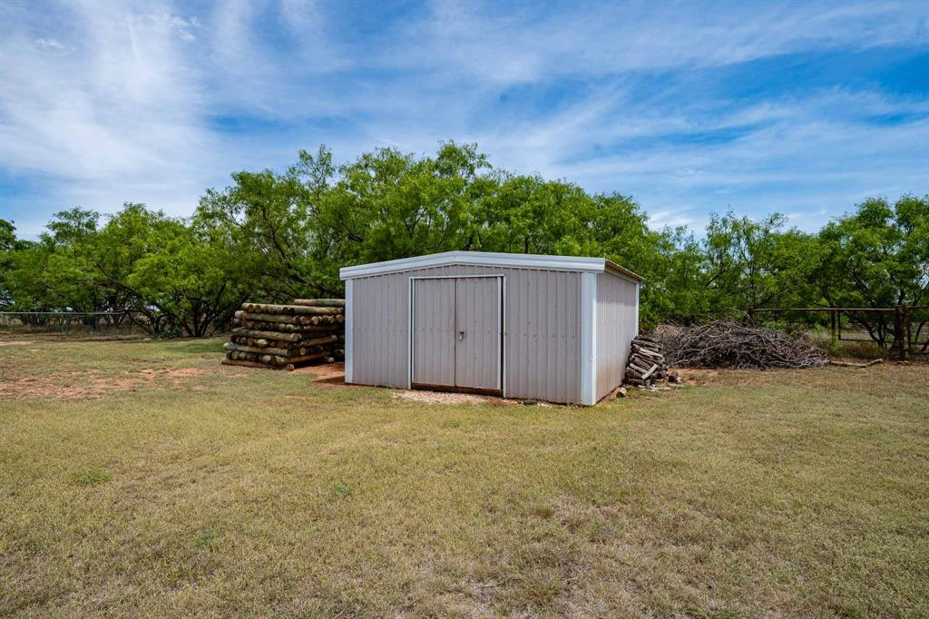10992 State Highway 6 Property Photo 35
