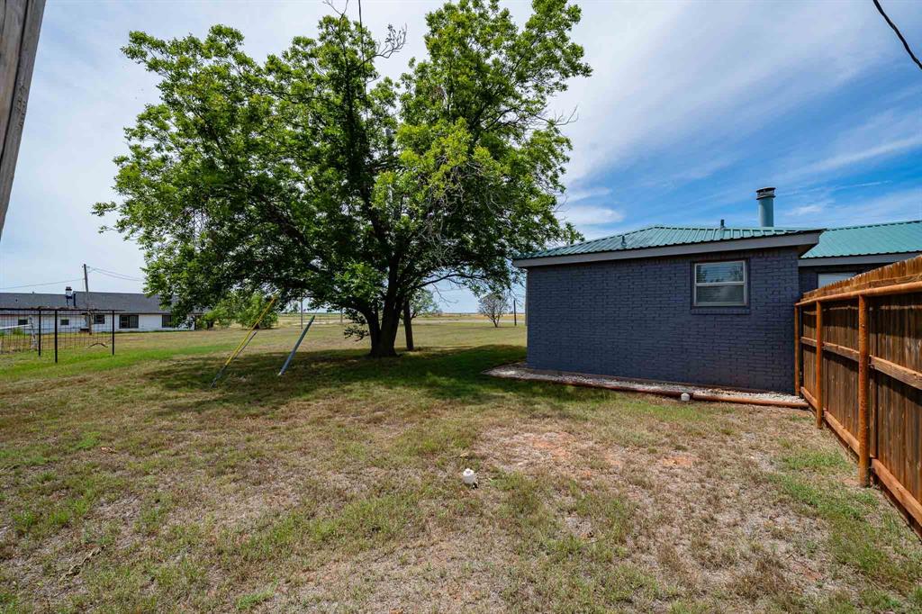 10992 State Highway 6 Property Photo 38