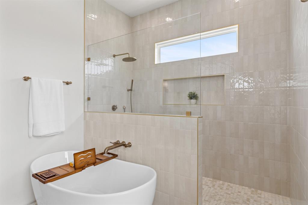 132 Paddle Boat Court Property Photo 34
