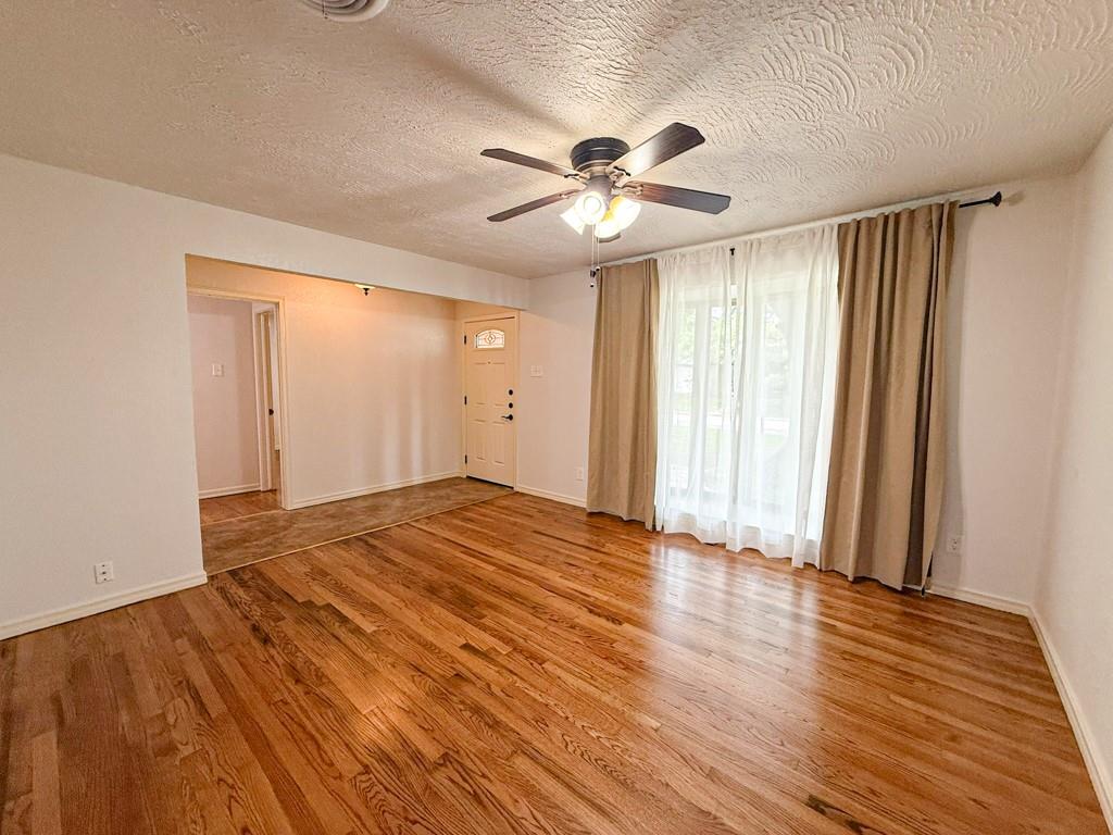 2424 Dorrington Drive Property Photo 5