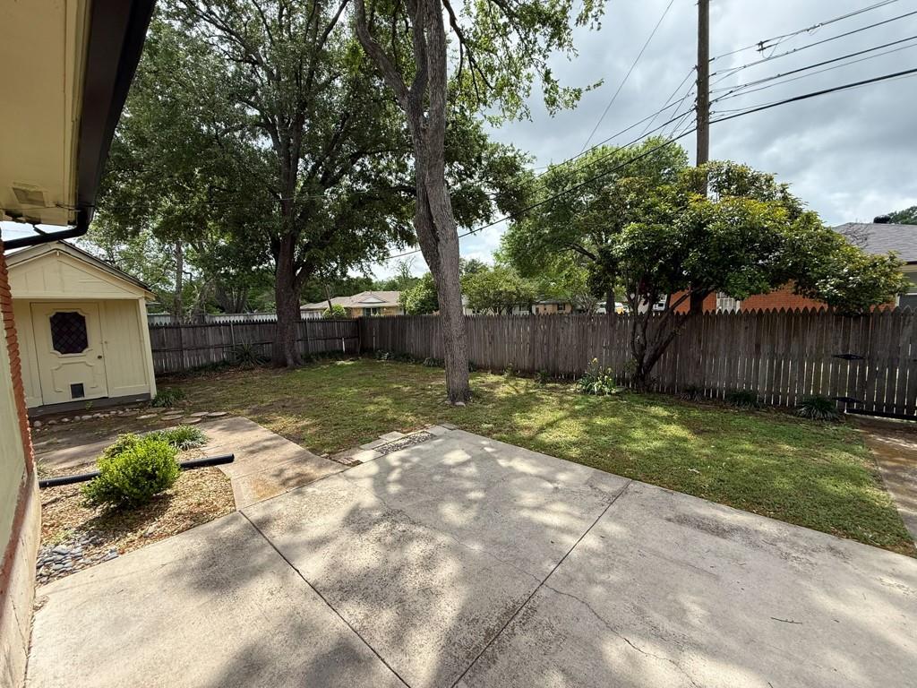 2424 Dorrington Drive Property Photo 19