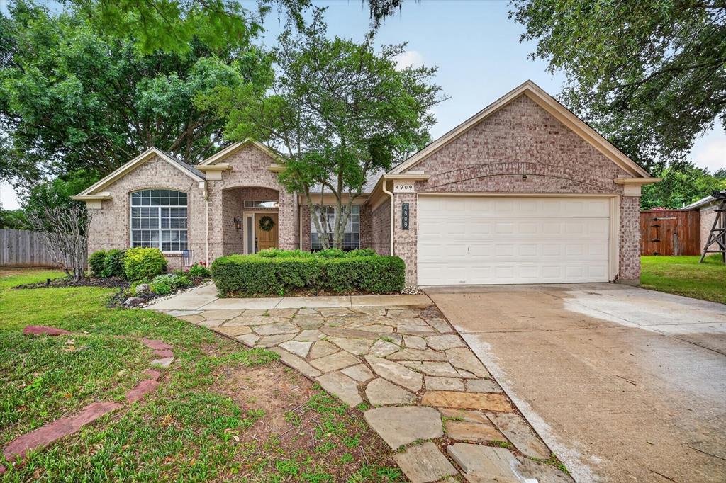4909 Lansdale Drive Property Photo 1