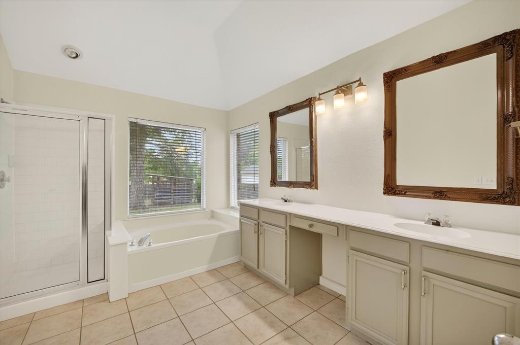 4909 Lansdale Drive Property Photo 14
