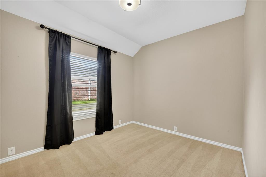 4909 Lansdale Drive Property Photo 18