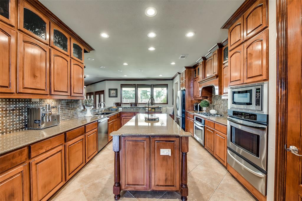 2012 Winthrop Hill Road Property Photo 12