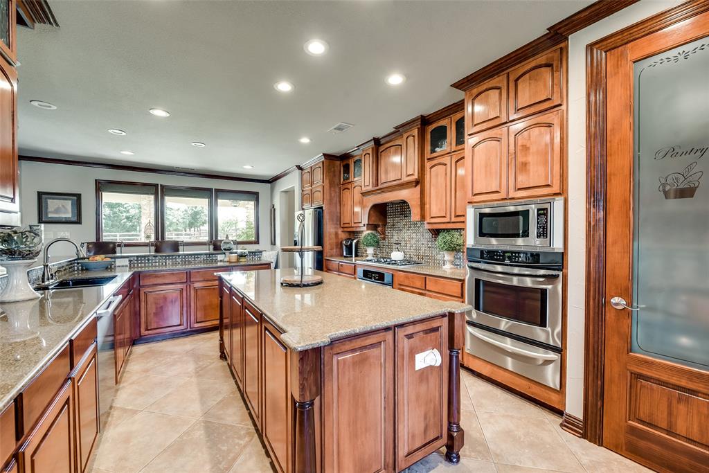 2012 Winthrop Hill Road Property Photo 13