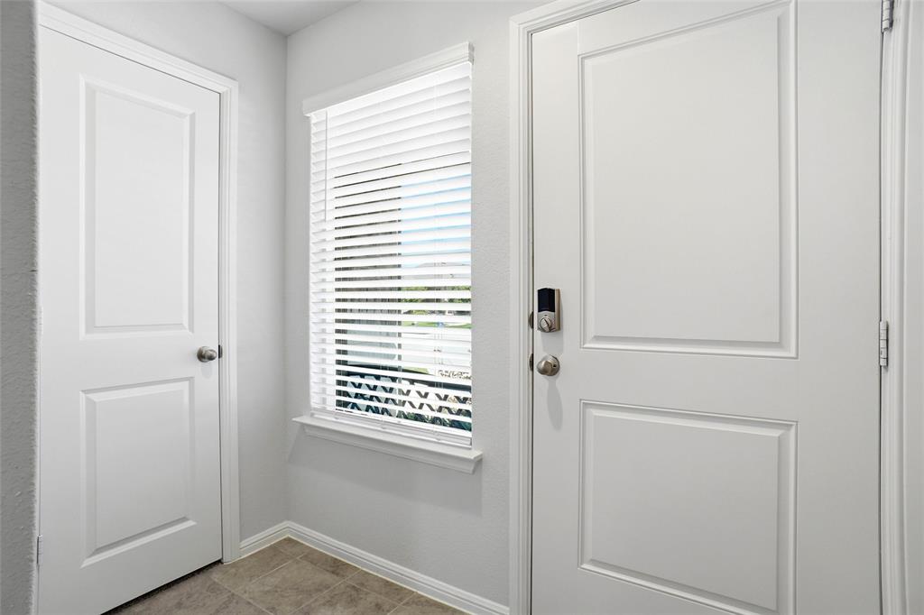162 Greengate Drive Property Photo 4