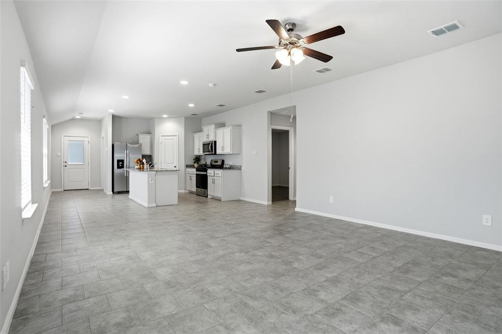 162 Greengate Drive Property Photo 8