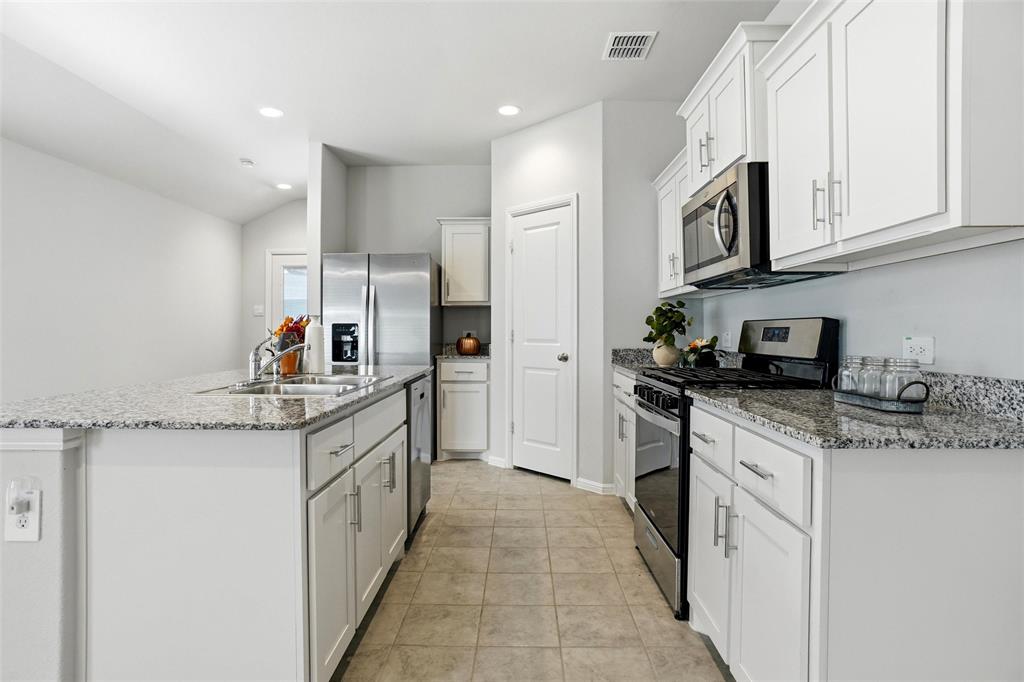 162 Greengate Drive Property Photo 20