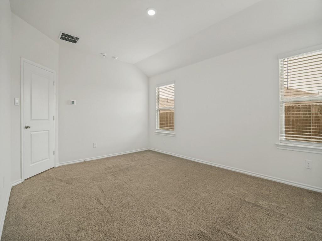 911 Corral Street Property Photo 16