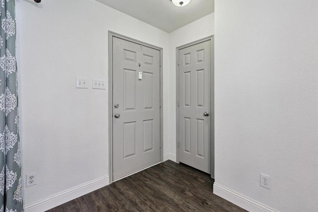 10740 Irish Glen Trail Property Photo 19