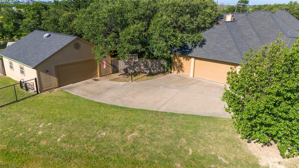 182 Lakeview Drive Property Photo 4