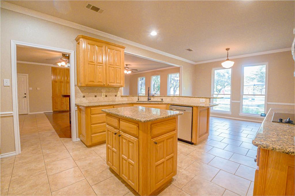 182 Lakeview Drive Property Photo 11