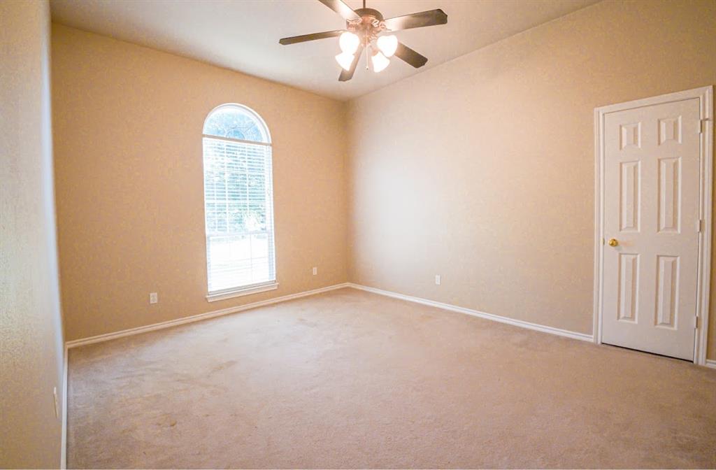 182 Lakeview Drive Property Photo 24