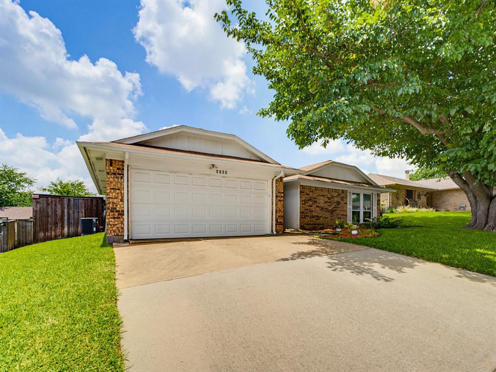 6504 N Park Drive Property Photo 3