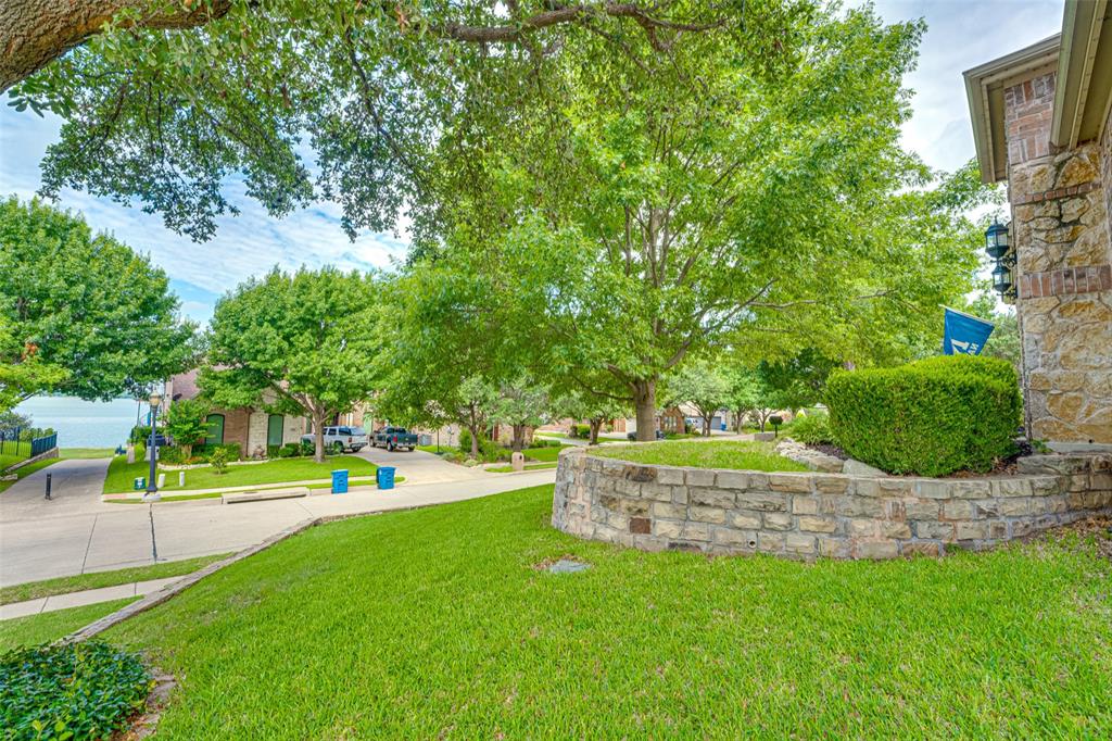 1351 Coastal Drive Property Photo 4