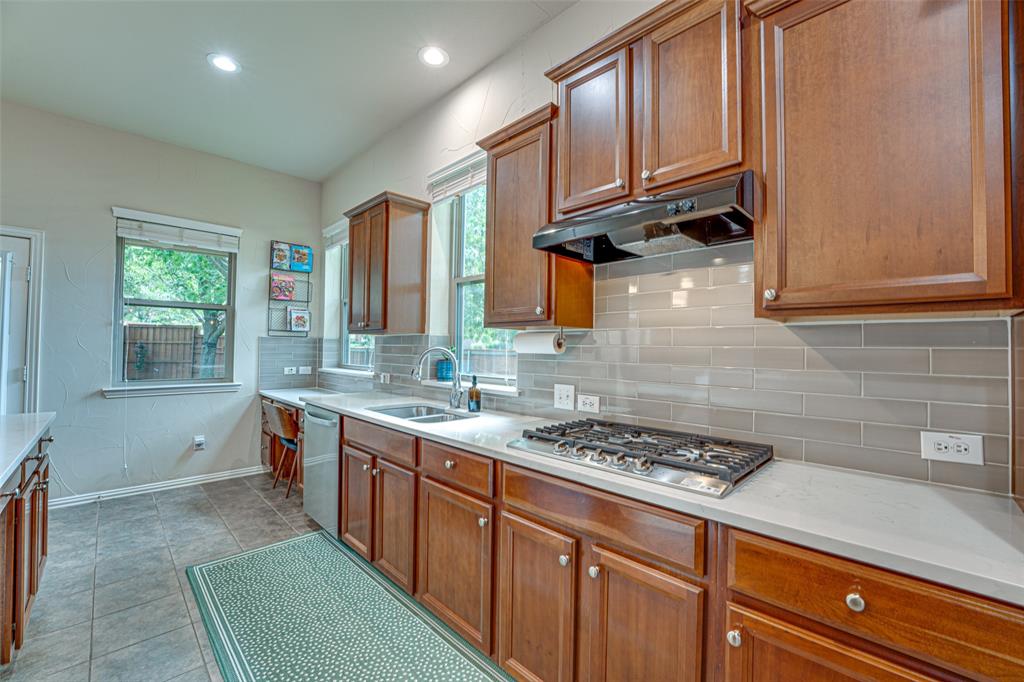 1351 Coastal Drive Property Photo 8