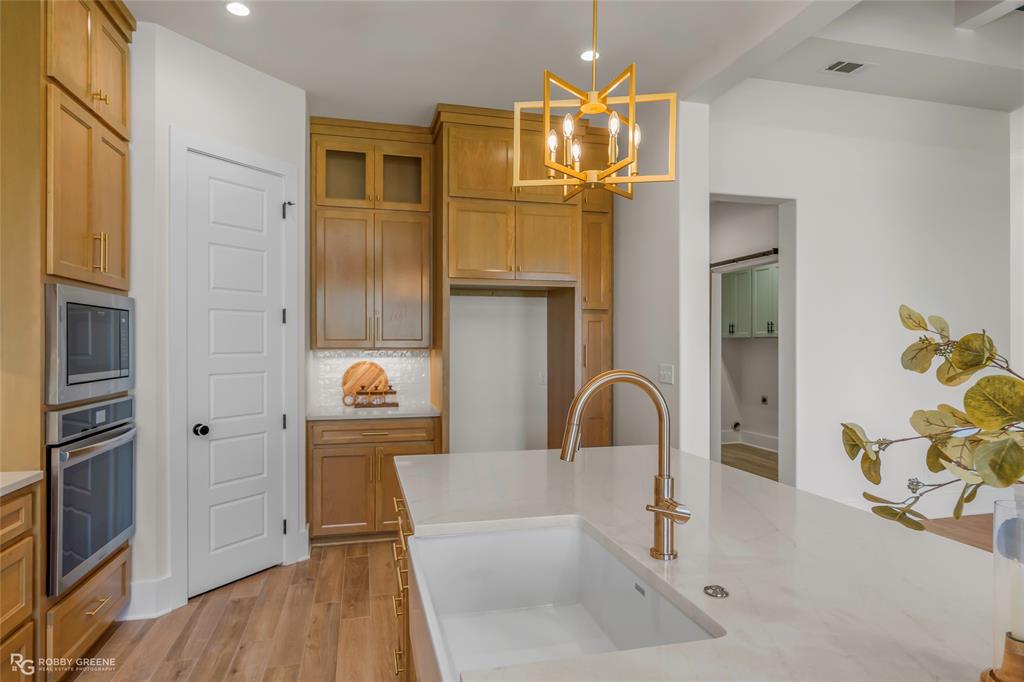 228 Tidewater Circle Property Photo 7