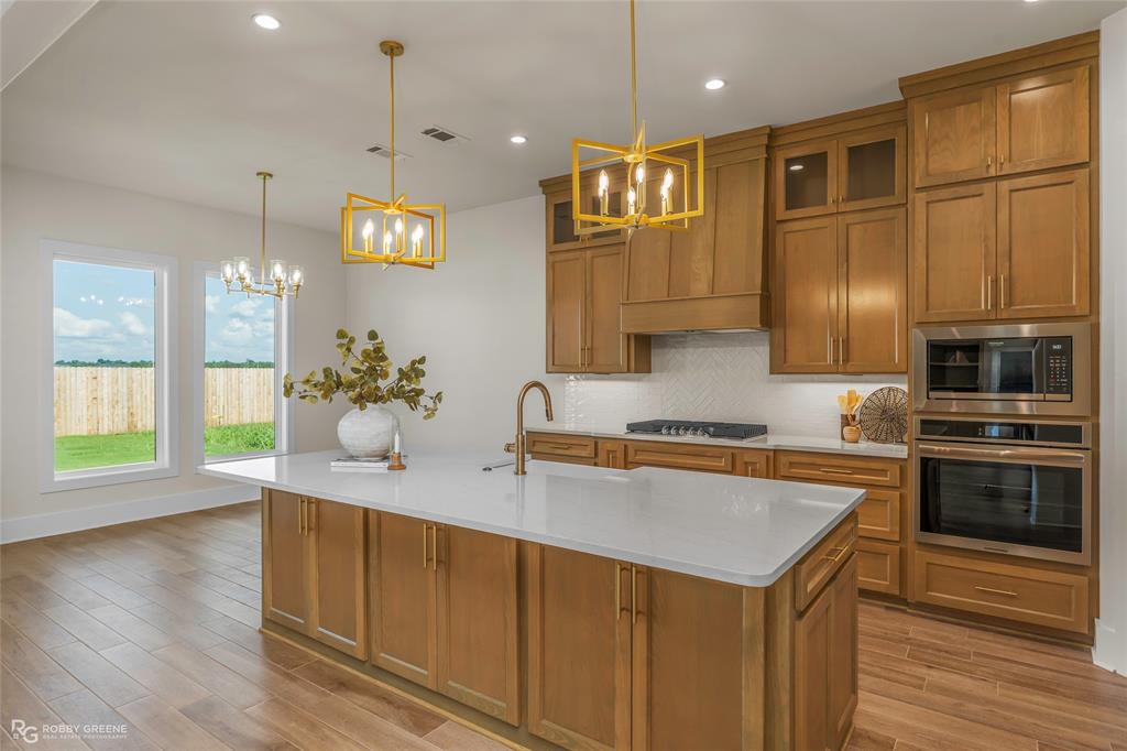 228 Tidewater Circle Property Photo 8
