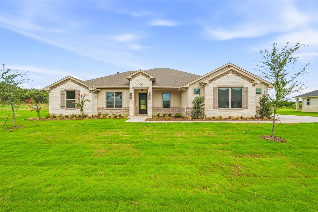 101 Eagle Court Property Photo 1