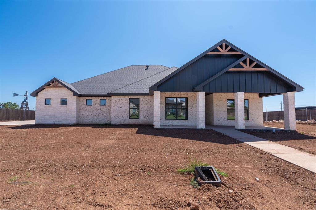 6715 Chisholm Trail Property Photo 1