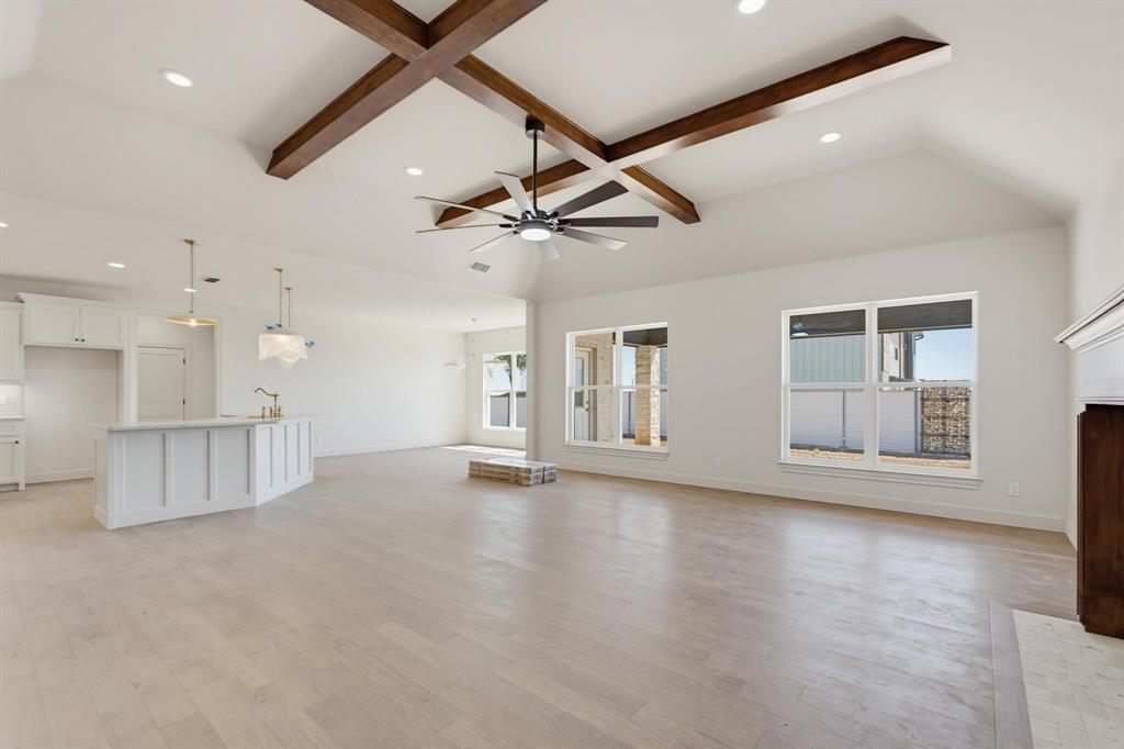 6715 Chisholm Trail Property Photo 7