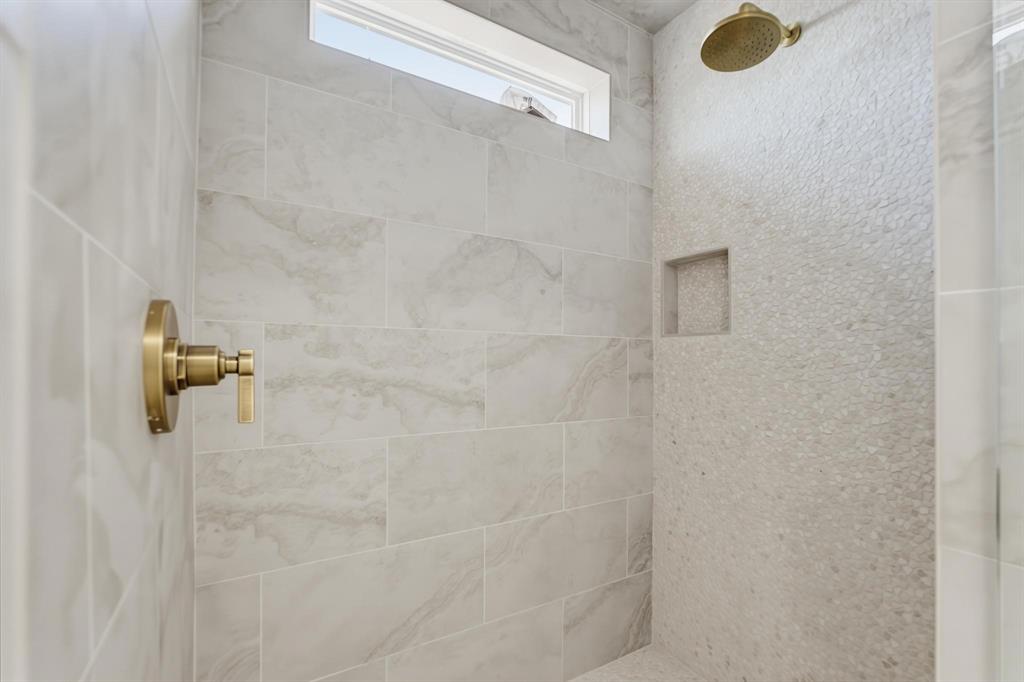 6715 Chisholm Trail Property Photo 21