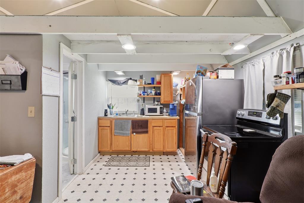 3657 County Road 2508 Property Photo 25